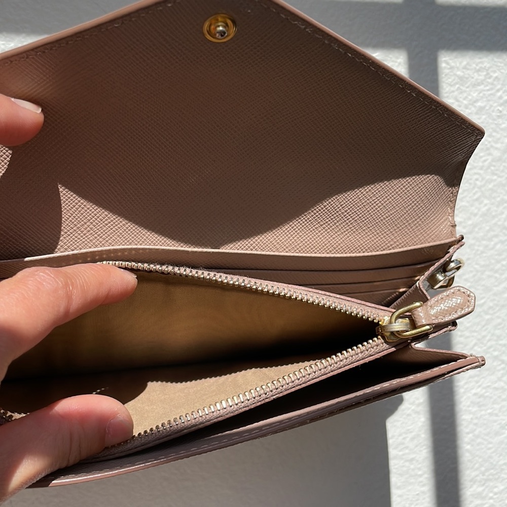 Prada Wallet on Chain - Picture 8 of 9